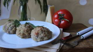 Котлеты с помидорами и сыром