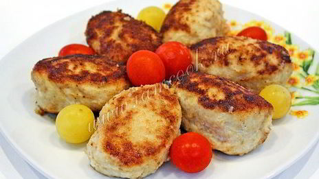 куриные котлеты в мультиварке