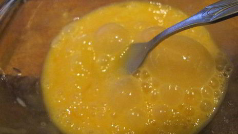 морковные котлеты с пармезаном, чесноком и пряными травками