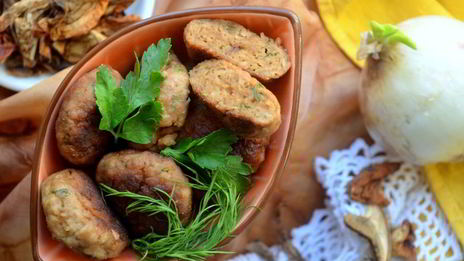 мясные котлеты с грибами