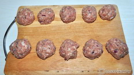 мясные котлеты с пикантной начинкой