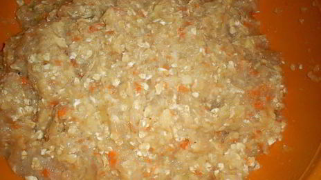 паровые куриные котлетки с овощами и овсянкой