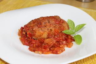 Рыбные котлеты в томатном соусе