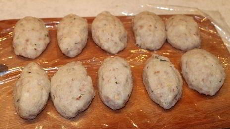 рыбные котлеты в томатном соусе