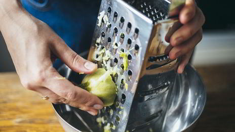 вегетарианские котлеты из кабачков