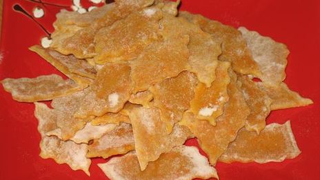 лапша домашняя морковная