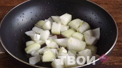 лапша удон с овощами в кисло-сладком соусе