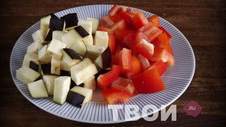 лапша удон с овощами в кисло-сладком соусе