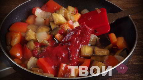 лапша удон с овощами в кисло-сладком соусе