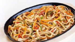 Лапша в сливочно-перечном соусе