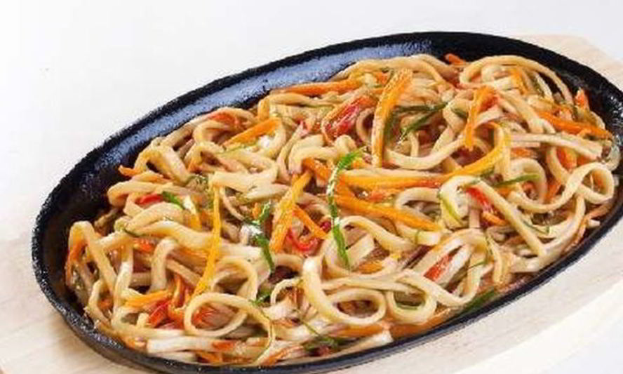 Рецепт лапши в сливочно-перечном соусе