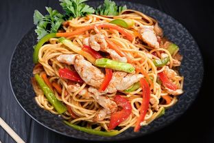 Лапша вок в кисло-сладком соусе