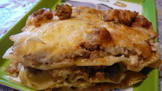 Лазанья с мясом и шампиньонами