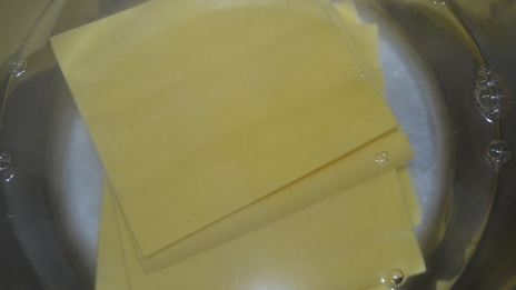 лазанья с рикоттой и ягодным ассорти