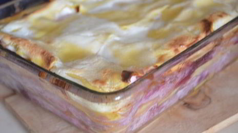 лазанья с рикоттой и ягодным ассорти