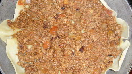 лазанья с соусом бешамель