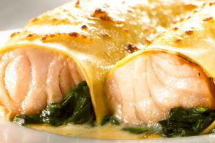 Каннеллони с лососем