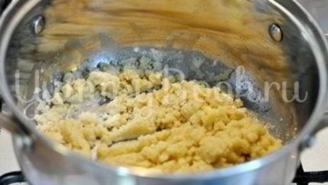 каннеллони с мясом под соусом бешамель