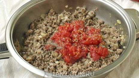 каннелони под соусом бешамель