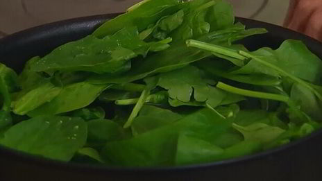 макароны с брокколи и шпинатом