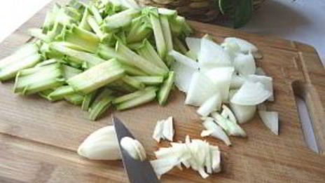 макароны с кабачками