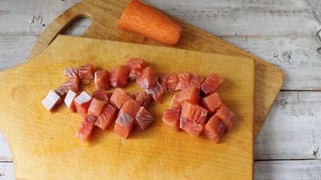 макароны с красной рыбой в соусе