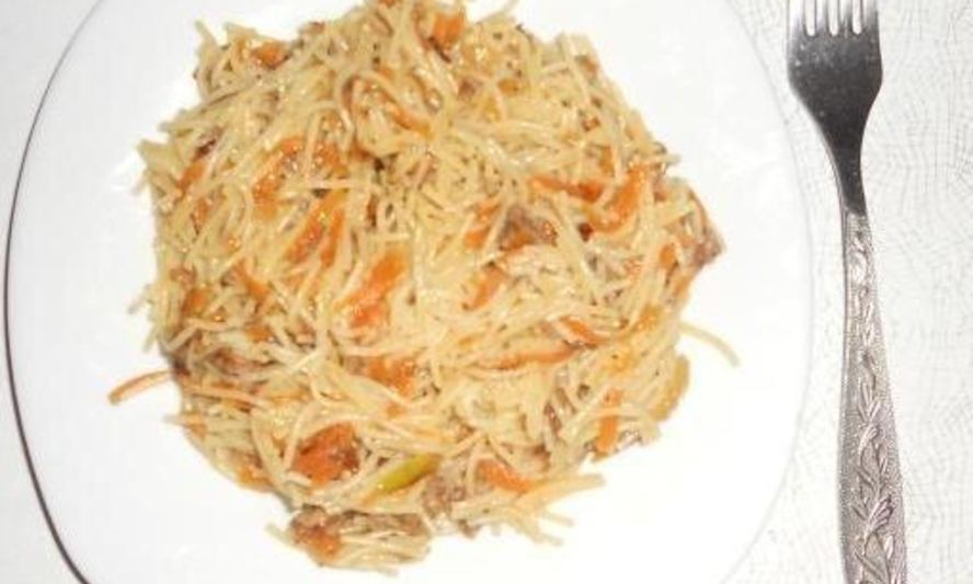 Рецепт макарон с тушенкой и чесноком