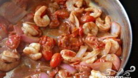 паста с помидорами черри и креветками