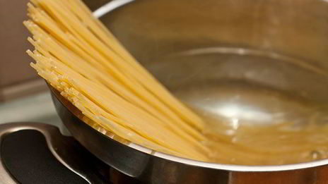 паста с семгой и креветками