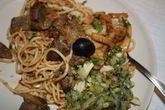 Спагетти с кальмарами и индейкой