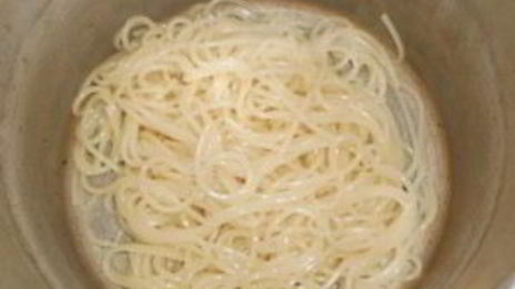 спагетти с крабовыми палочками