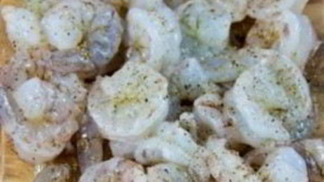 спагетти с креветками в сливочно-томатном соусе