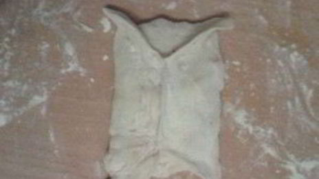 манты из слоеного теста