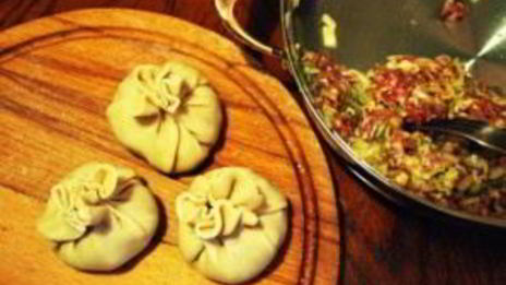 манты с капустой