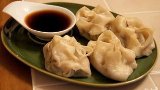 Манты с консервированными грибами