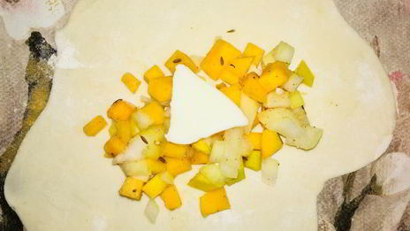 манты с мясом и тыквой