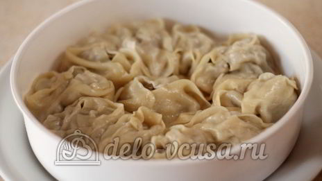 манты в мультиварке