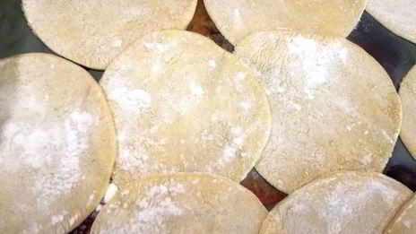 сочные манты со свининой и пекинской капустой