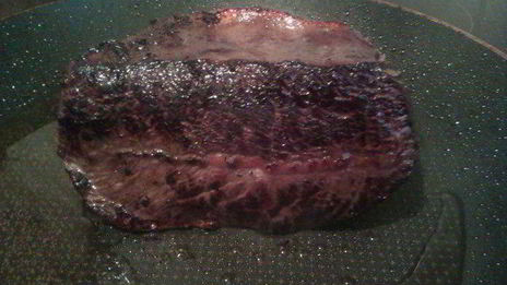 модная говядина по-французски в пряном вине