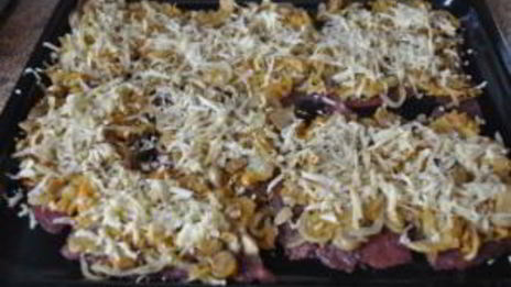 мясо по-французски со свининой и грибами