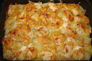 Мясом свинины с картошкой с по-французски