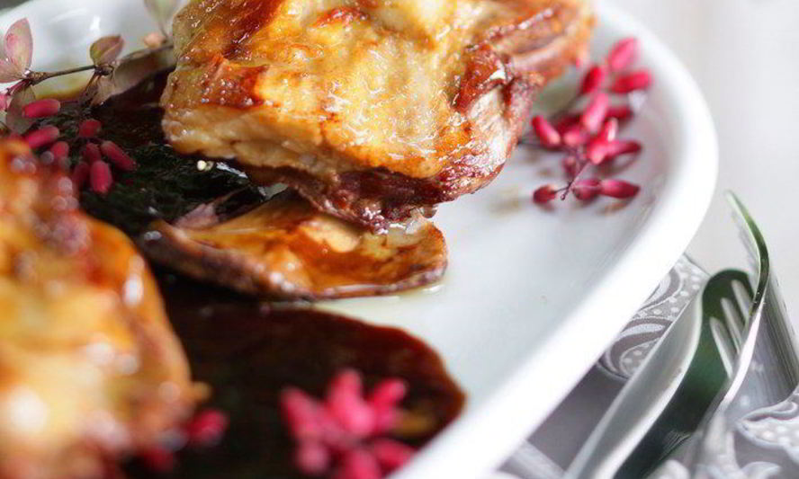 Рецепт бараньей лопатки, тушенной в темном пиве