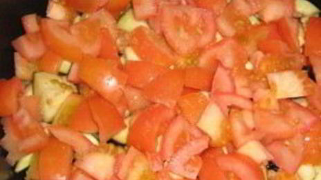 чанахи из баранины в кастрюле