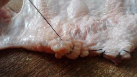 фаршированная курица в духовке