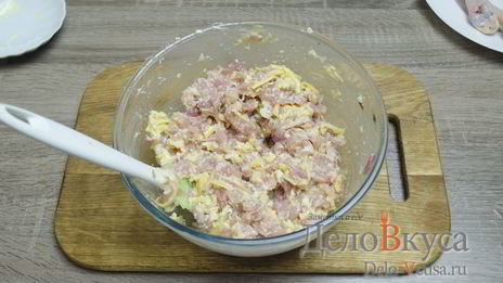 фаршированные куриные ножки грибами и сыром