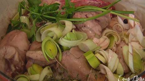 кролик в красном вине