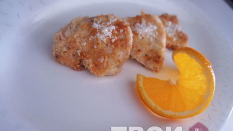 куриное филе в кокосовой стружке с апельсиновым соусом