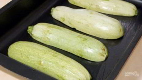 свиной фарш с кабачками в духовке