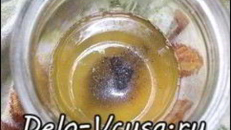 свиной смалец с чесноком и черным перцем