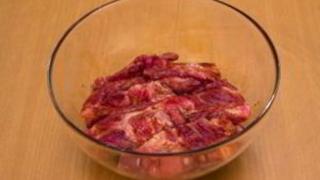 свиные ребрышки, запеченные с овощами